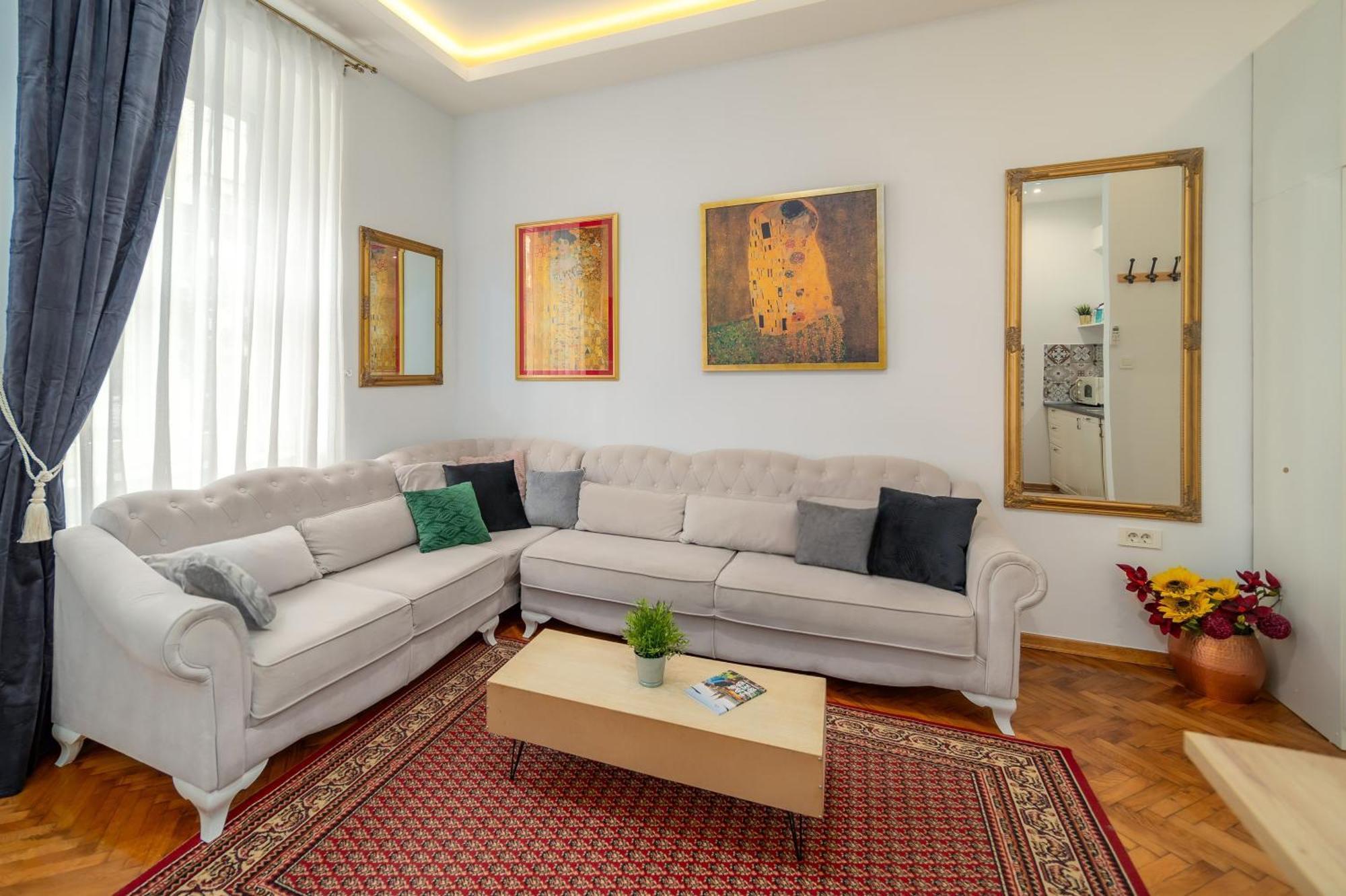 Aurelia Antik Apartments & Rooms, Zagreb City Center מראה חיצוני תמונה