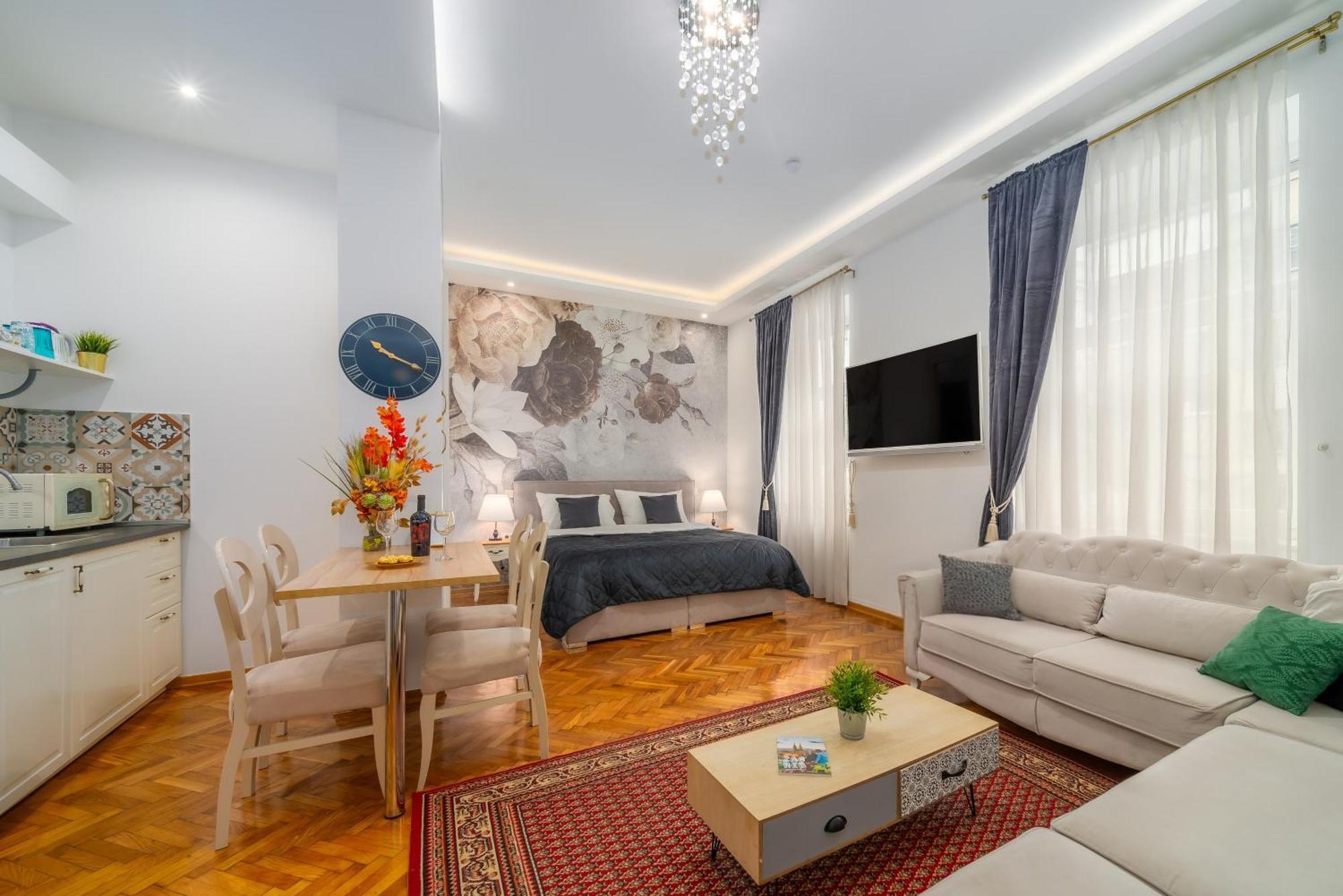 Aurelia Antik Apartments & Rooms, Zagreb City Center מראה חיצוני תמונה
