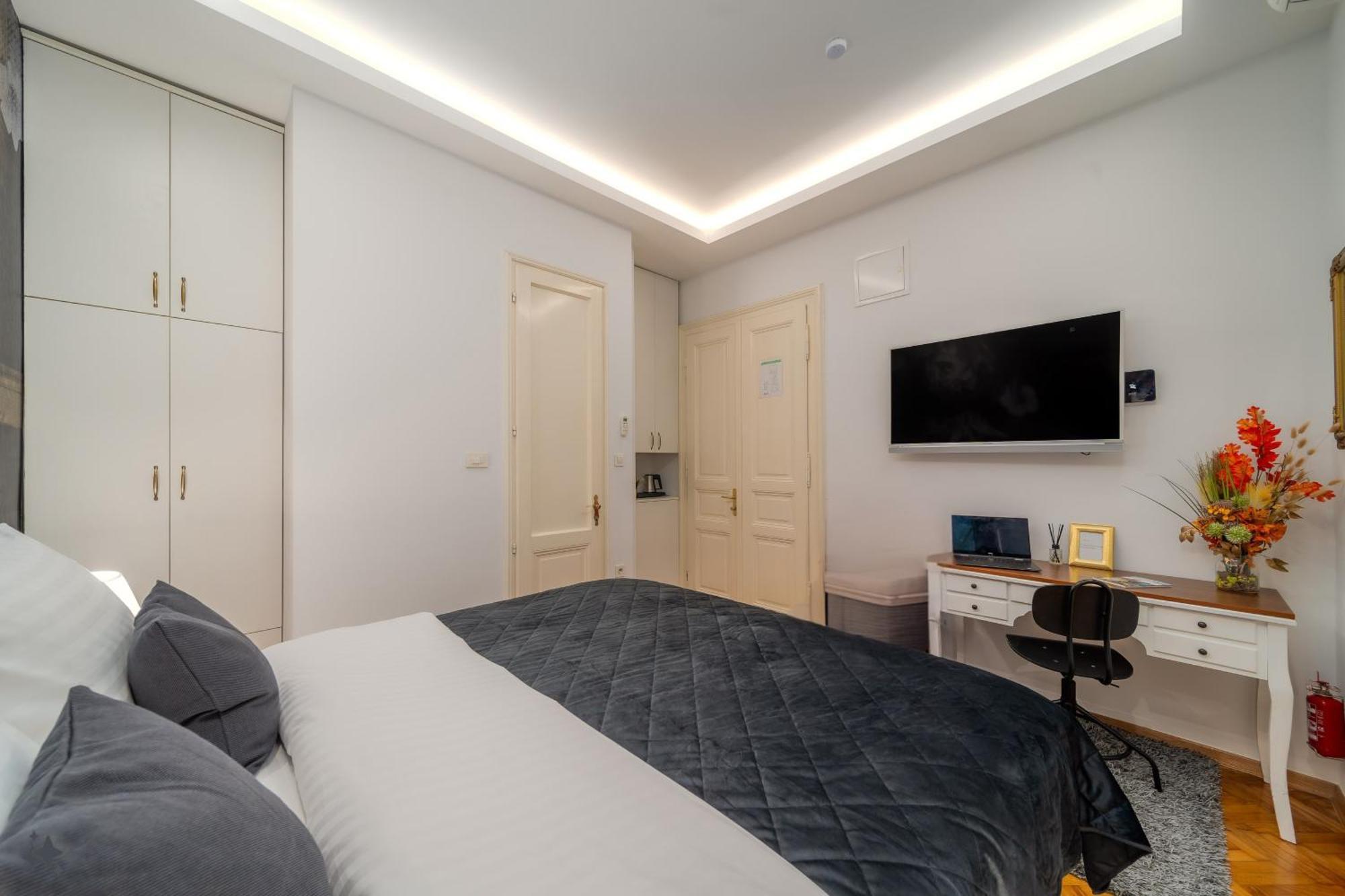 Aurelia Antik Apartments & Rooms, Zagreb City Center מראה חיצוני תמונה
