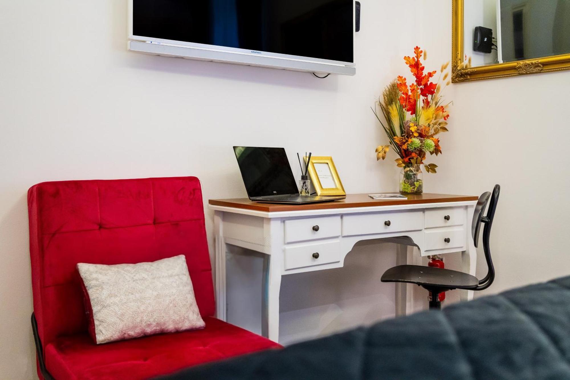 Aurelia Antik Apartments & Rooms, Zagreb City Center מראה חיצוני תמונה