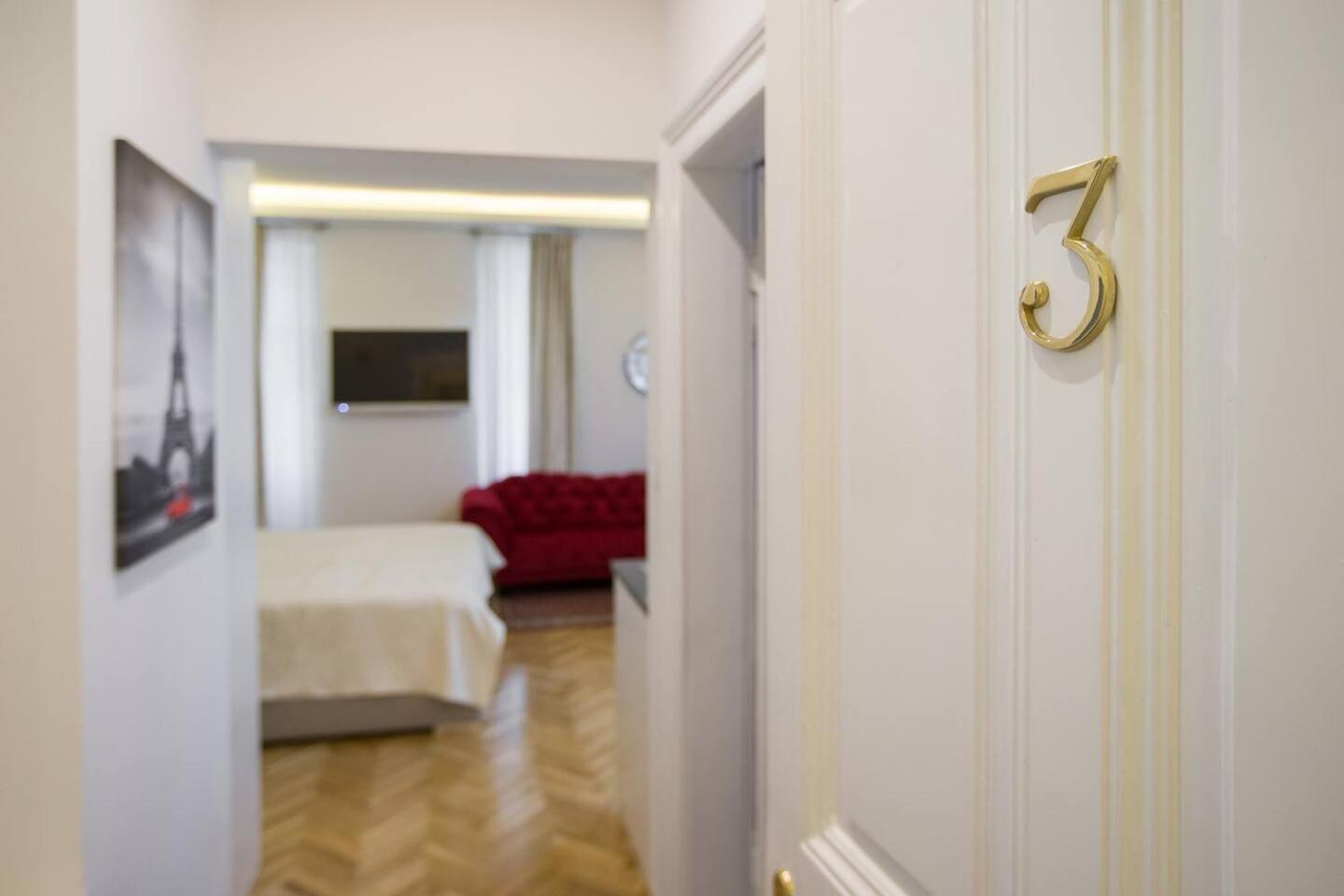 Aurelia Antik Apartments & Rooms, Zagreb City Center מראה חיצוני תמונה
